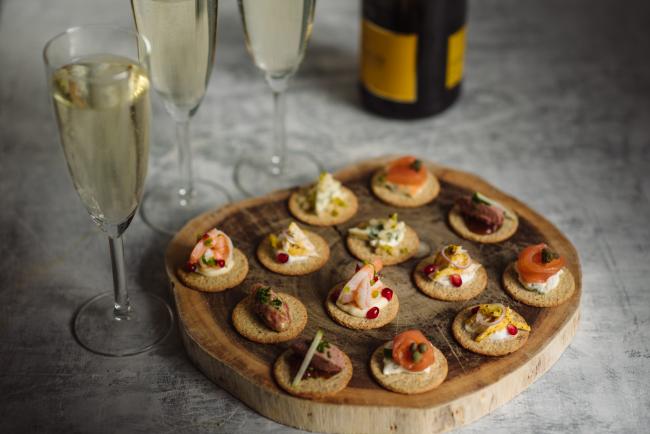 Canapés
