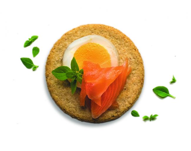 egg smoked salmon