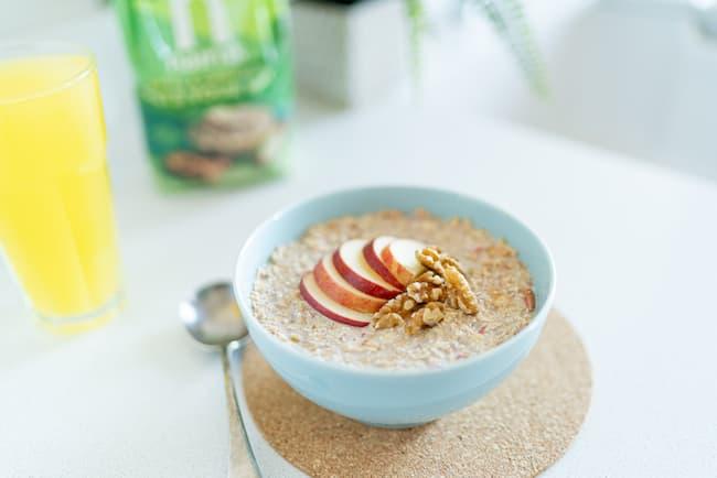 Apple & Cinnamon Oats Bowl