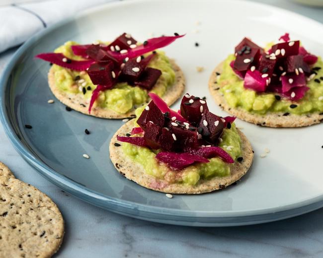 Super Seeded Wholegrain Oat Crackers