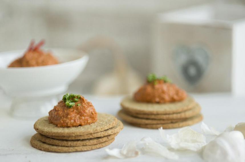 Roasted Pepper and Walnut dip 