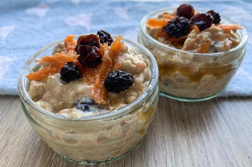 Carrot Cake Overnight Oats